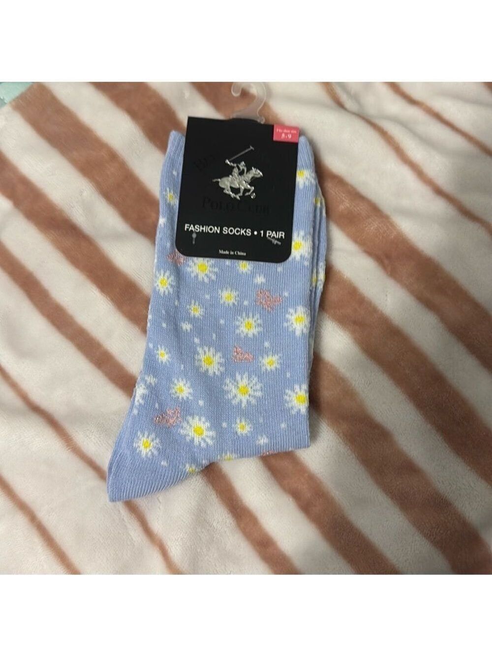 NWT Beverly Hills Polo Club Daisy Print Fashion Socks One Size